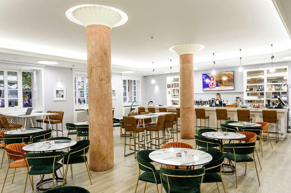 Hotel Gradska ツェティニェ エクステリア 写真